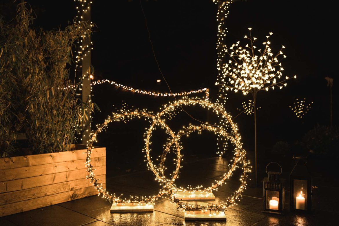 Terrasse weihnachtlich beleuchten