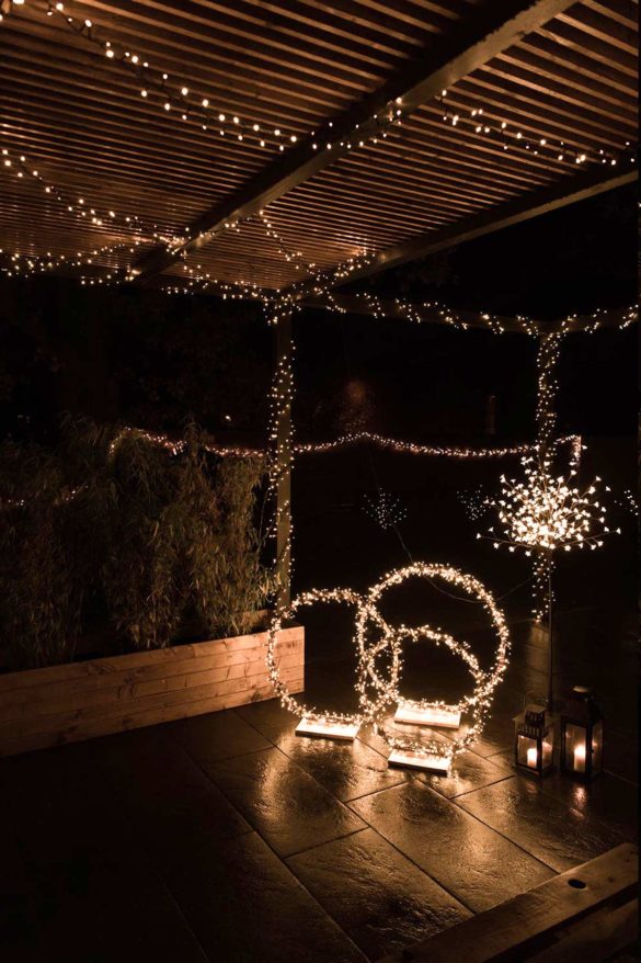 Terrasse weihnachtlich beleuchten