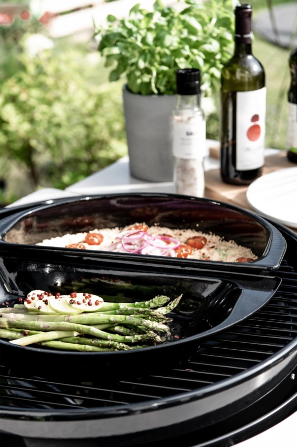 Grüner Spargel auf Gasgrill