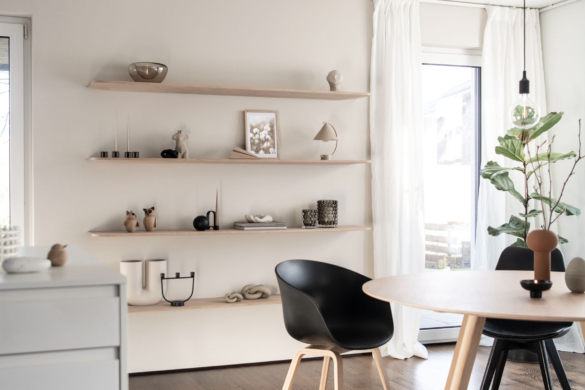 Sitzbank im Flur aus Ikea Bestå